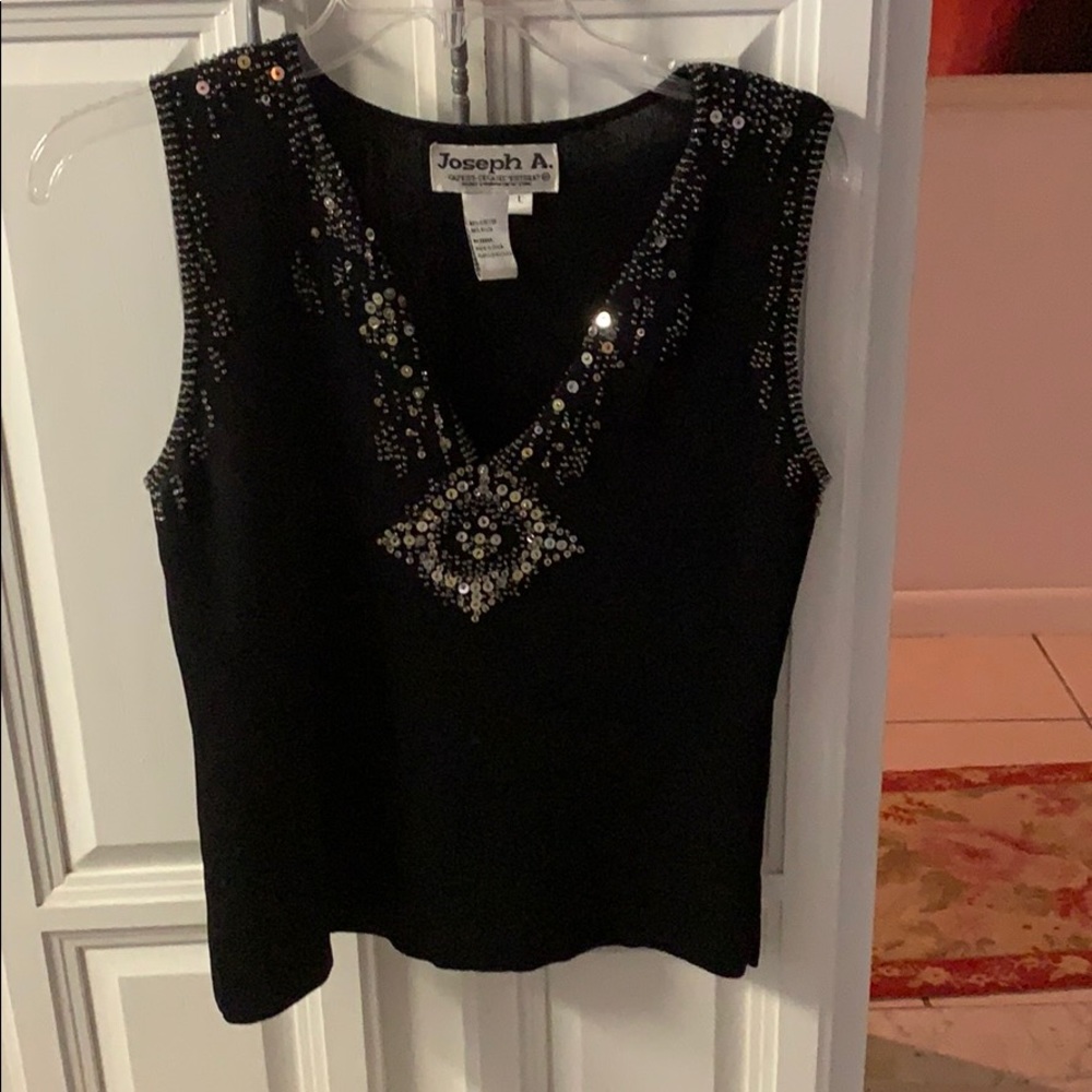 Women’s tops